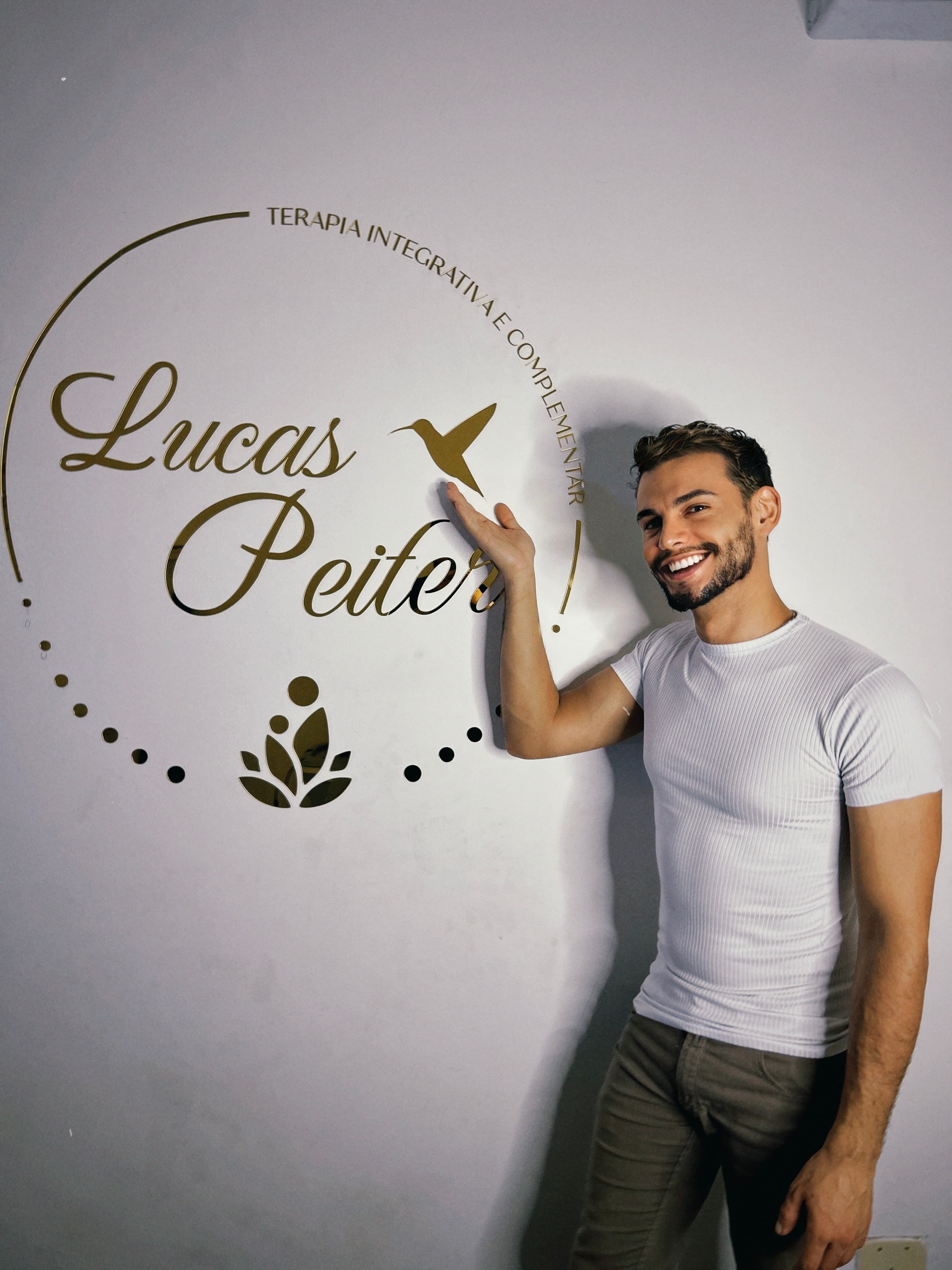 Sessão de massoterapia com Lucas Peiter